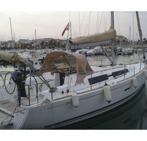 DUFOUR 335 "TANA"